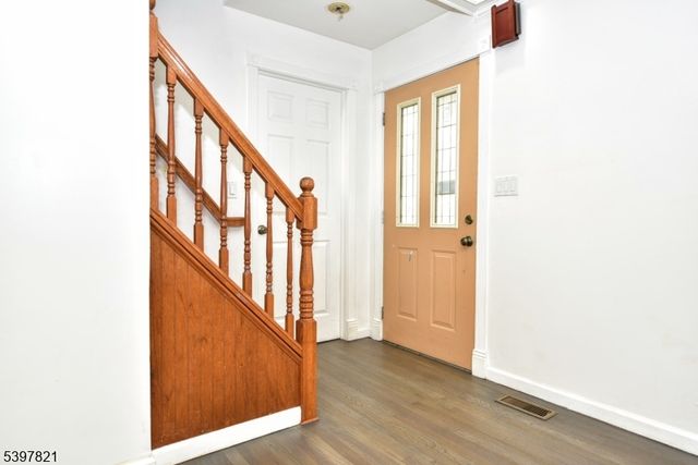 660 Arcadia Rd, Ridgewood Village, NJ 07450