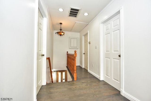 660 Arcadia Rd, Ridgewood Village, NJ 07450