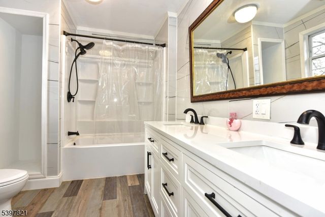 660 Arcadia Rd, Ridgewood Village, NJ 07450