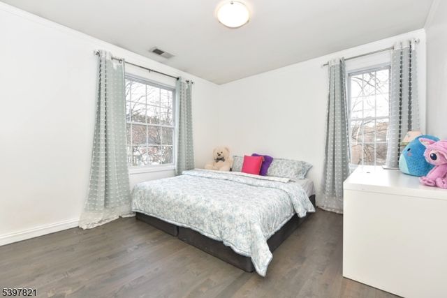 660 Arcadia Rd, Ridgewood Village, NJ 07450