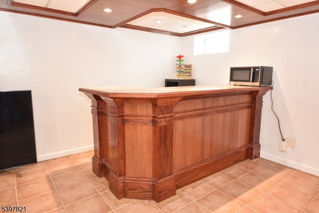 660 Arcadia Rd, Ridgewood Village, NJ 07450