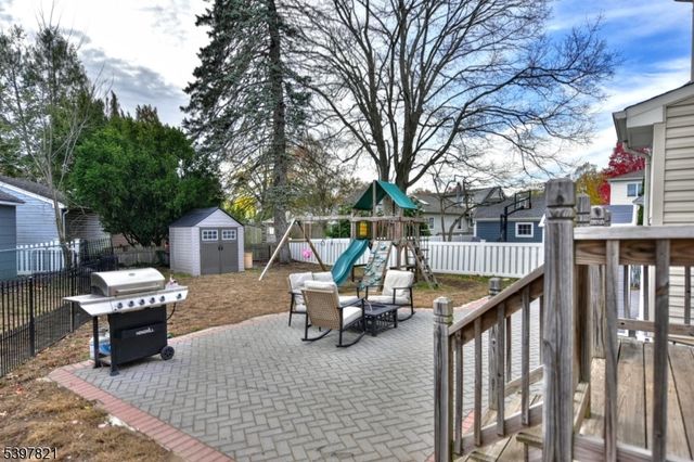 660 Arcadia Rd, Ridgewood Village, NJ 07450