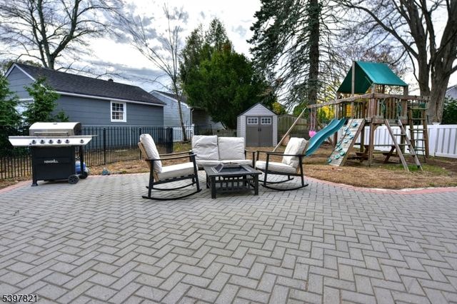 660 Arcadia Rd, Ridgewood Village, NJ 07450