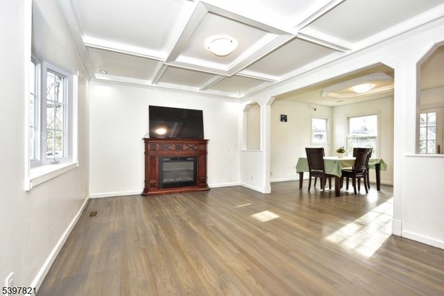 660 Arcadia Rd, Ridgewood Village, NJ 07450