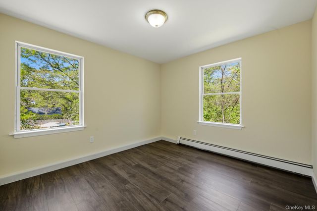 7 Rutland Road, Mastic, NY 11950