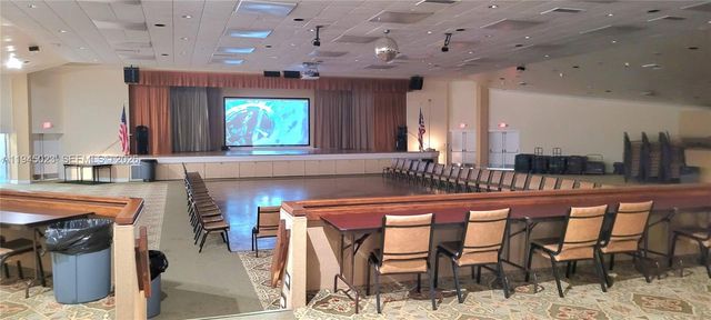 9861 Sunrise Lakes Boulevard 310, Sunrise, FL 33322