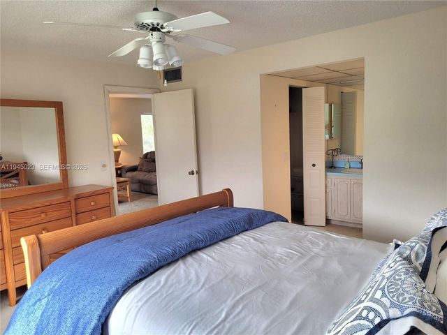 9861 Sunrise Lakes Boulevard 310, Sunrise, FL 33322