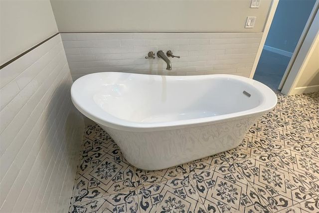 3925 NW 166th Terrace, Edmond, OK 73012