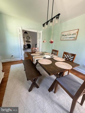 216 1ST AVE, Broomall, PA 19008