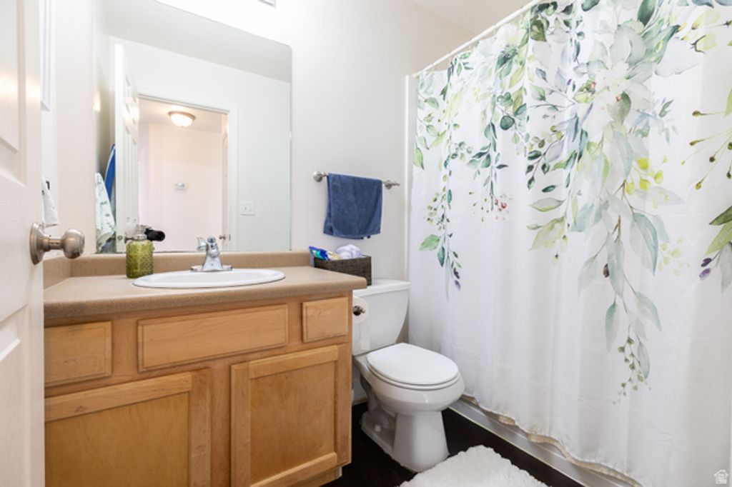 Image 21 of property listing at 1934 N TRELLIS PL, Saratoga Springs, UT 84045