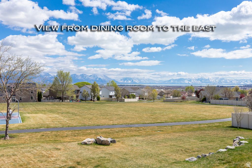 Image 24 of property listing at 1934 N TRELLIS PL, Saratoga Springs, UT 84045