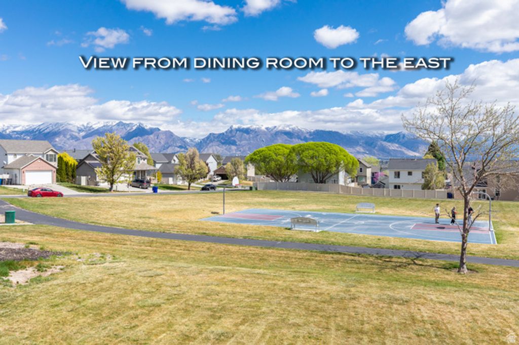 Image 25 of property listing at 1934 N TRELLIS PL, Saratoga Springs, UT 84045