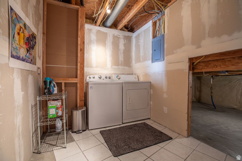 Image 27 of property listing at 1934 N TRELLIS PL, Saratoga Springs, UT 84045