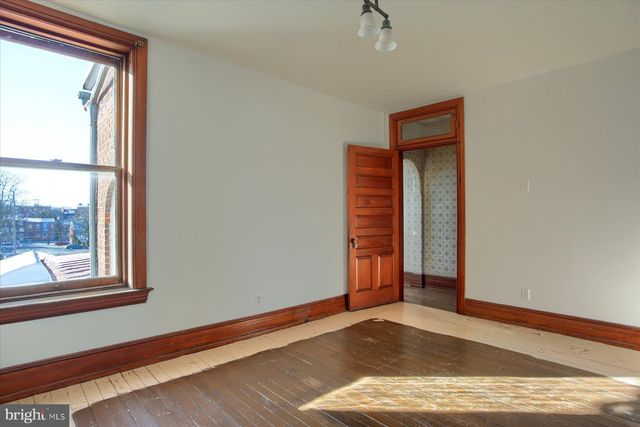 48 E NORTH STREET, Carlisle, PA 17013