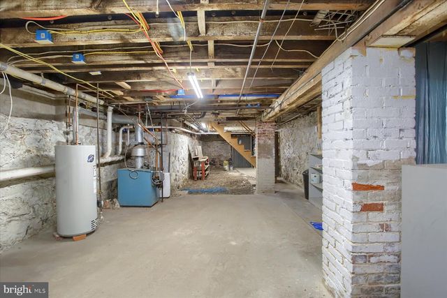 48 E NORTH STREET, Carlisle, PA 17013