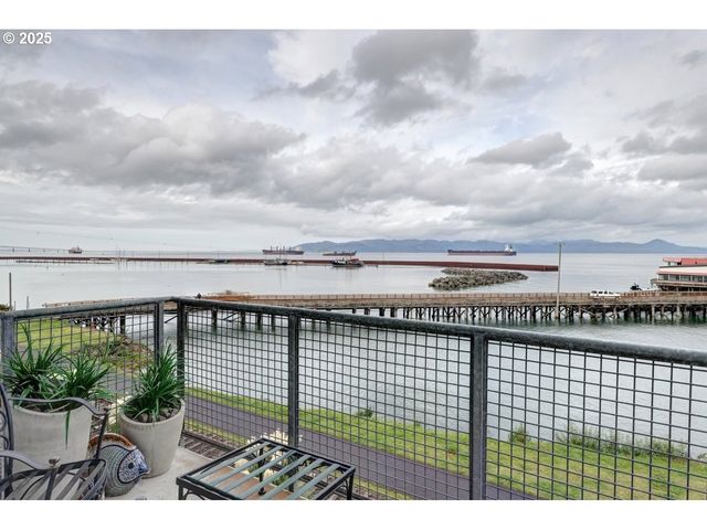 3930 ABBEY Ln A307, Astoria, OR 97103