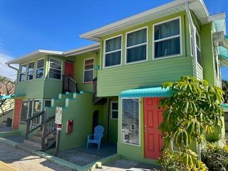 61 81ST AVENUE 2, Treasure Island, FL 33706