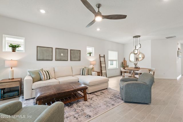 80 DOGLEG Run, St. Johns, FL 32259