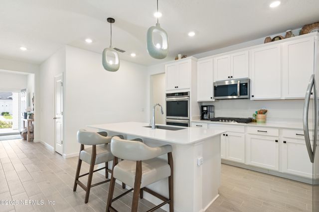 80 DOGLEG Run, St. Johns, FL 32259