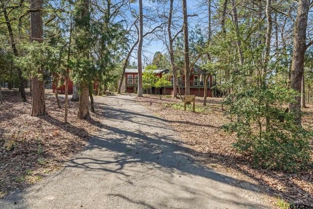 531 Knollwood Lane, Holly Lake Ranch, TX 75765