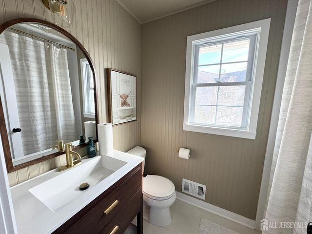 28 Hillside Avenue, South Brunswick, NJ 08852