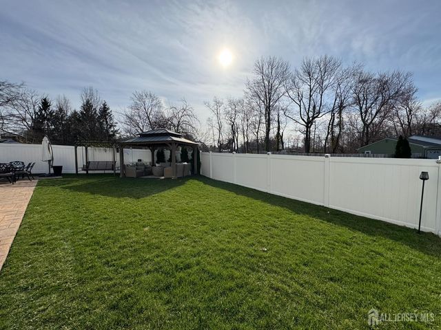 28 Hillside Avenue, South Brunswick, NJ 08852