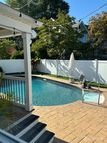 28 Hillside Avenue, South Brunswick, NJ 08852