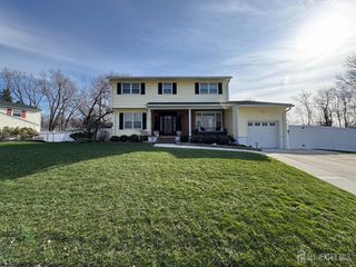 28 Hillside Avenue, South Brunswick, NJ 08852