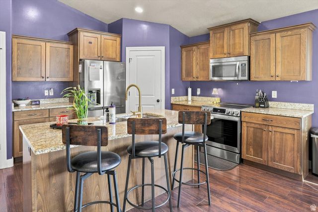 3445 W BRIDLEWOOD CT, Plain City, UT 84404