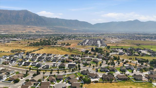 3445 W BRIDLEWOOD CT, Plain City, UT 84404