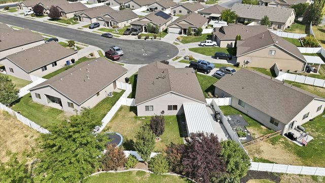 3445 W BRIDLEWOOD CT, Plain City, UT 84404