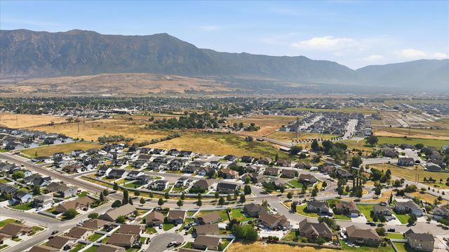 3445 W BRIDLEWOOD CT, Plain City, UT 84404