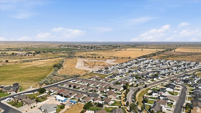 3445 W BRIDLEWOOD CT, Plain City, UT 84404