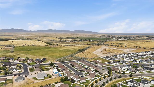 3445 W BRIDLEWOOD CT, Plain City, UT 84404