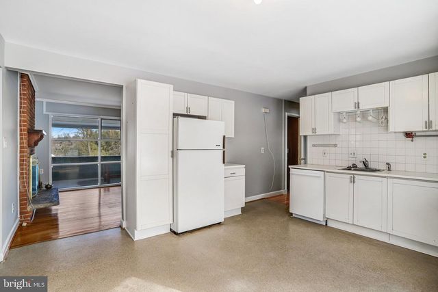 841 BOWIE RD, Rockville, MD 20852