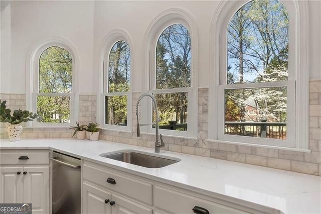 3085 Leeds Garden Lane, Alpharetta, GA 30022