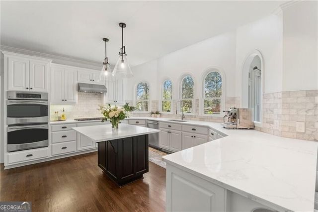 3085 Leeds Garden Lane, Alpharetta, GA 30022