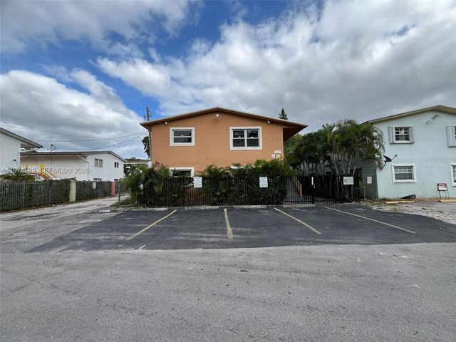 608 SW 16th Ave B, Fort Lauderdale, FL 33312