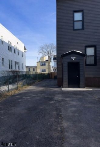 103 Melrose Ave 4, Irvington Twp., NJ 07111