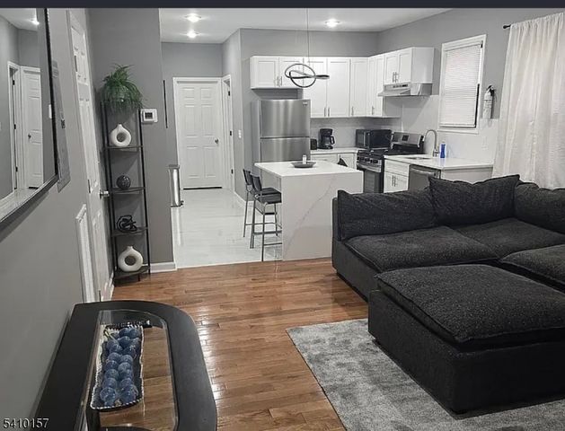 103 Melrose Ave 4, Irvington Twp., NJ 07111