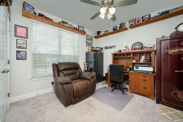 306 Osage Court, Krum, TX 76249