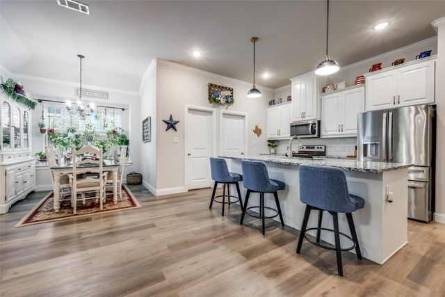 306 Osage Court, Krum, TX 76249