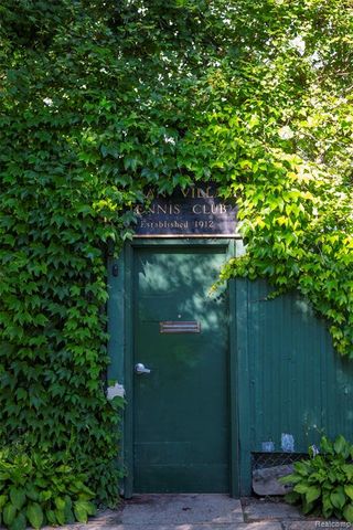 8748 Agnes Street, Detroit, MI 48214