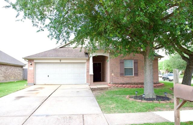 7911 Trestletree Way, Baytown, TX 77521
