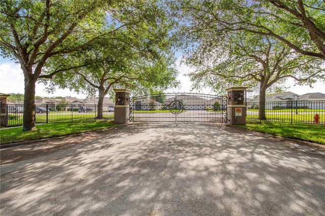 6306 SILVER LEAF LANE, Lakeland, FL 33813