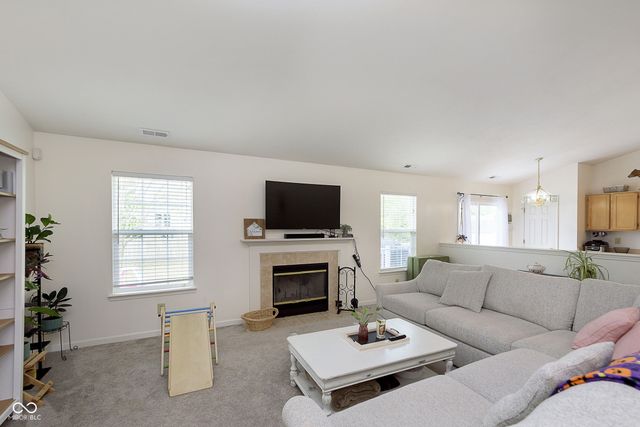 10762 Caval Cade Court, Indianapolis, IN 46234