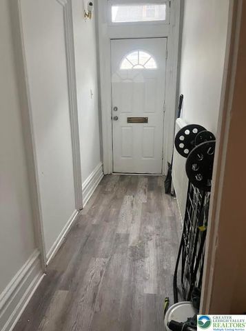 215 North 10th Street, Allentown City, PA 18102