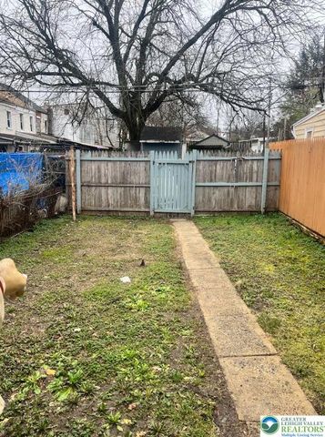 215 North 10th Street, Allentown City, PA 18102