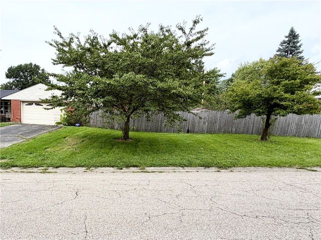 2611 Flowerstone Drive, Dayton, OH 45449