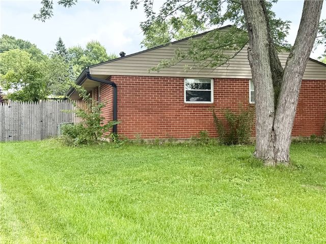 2611 Flowerstone Drive, Dayton, OH 45449